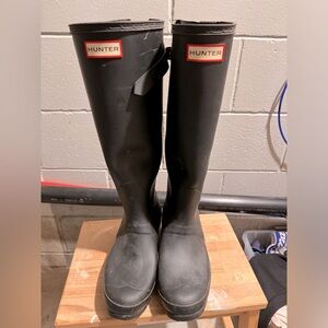 HUNTER Tall Rain Boots in Black Matte SZ 8